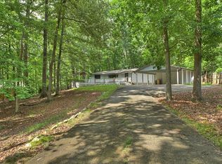 1076 Riverview Dr, East Ellijay, GA 30540