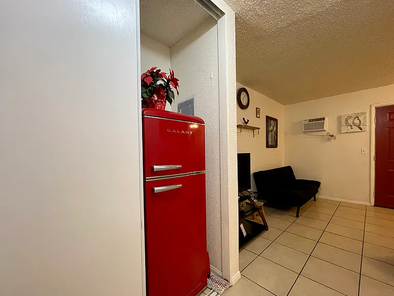 1845 Harding St #2 — Photo 11