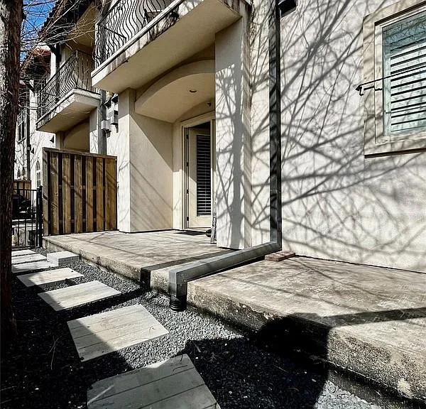 5808 McCommas Blvd #A105 — Photo 11