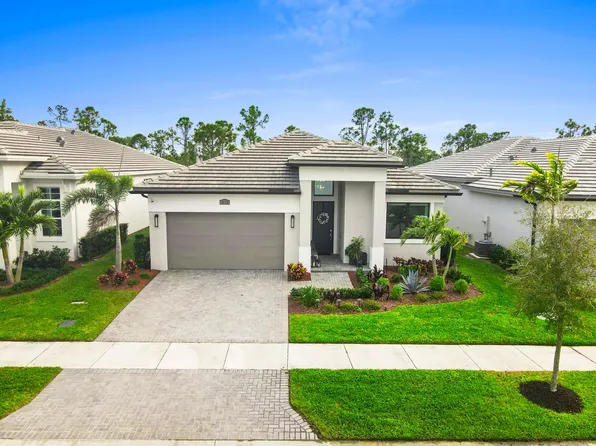 2133 SE Mosaic Boulevard, Port St Lucie, FL 34984