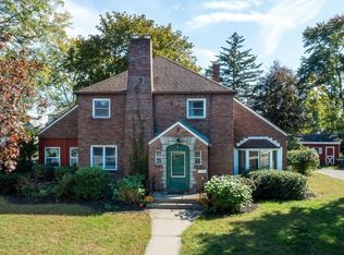 4 Anderson Ave, Holyoke, MA 01040