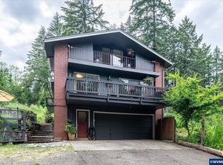 27828 Gibralter Loop, Eugene, OR 97405