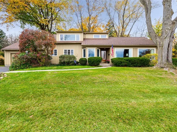 295 Landing Rd N, Rochester, NY 14625
