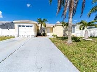 18825 Cloud Lake Cir, Boca Raton, FL 33496