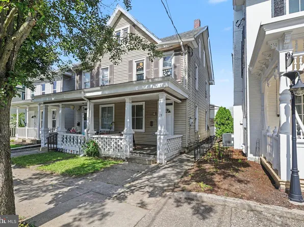 29 S 2nd St, Lemoyne, PA 17043