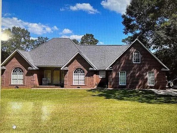 99 Magee Dr, Tylertown, MS 39667