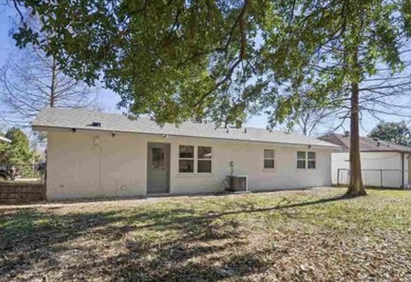 3 bed, 1067 sqft, $1,395 — Photo 2