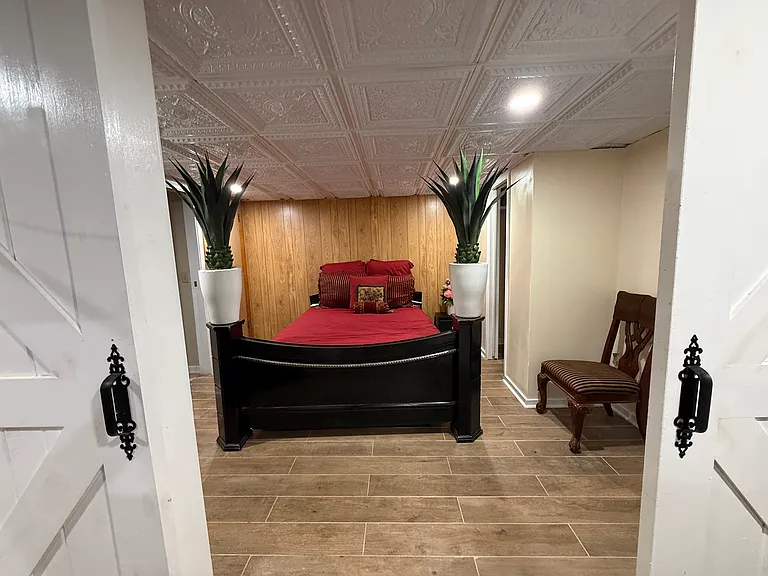 5011 Millers Gln #B — Photo 6