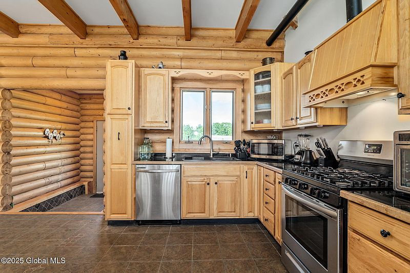 3rd image of 239 Begley Road