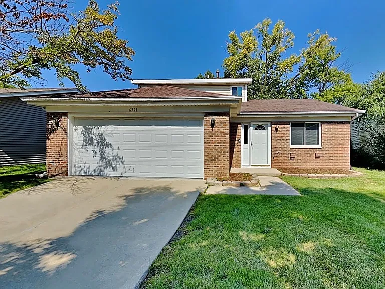 6793 Red Wing Dr — Photo 1