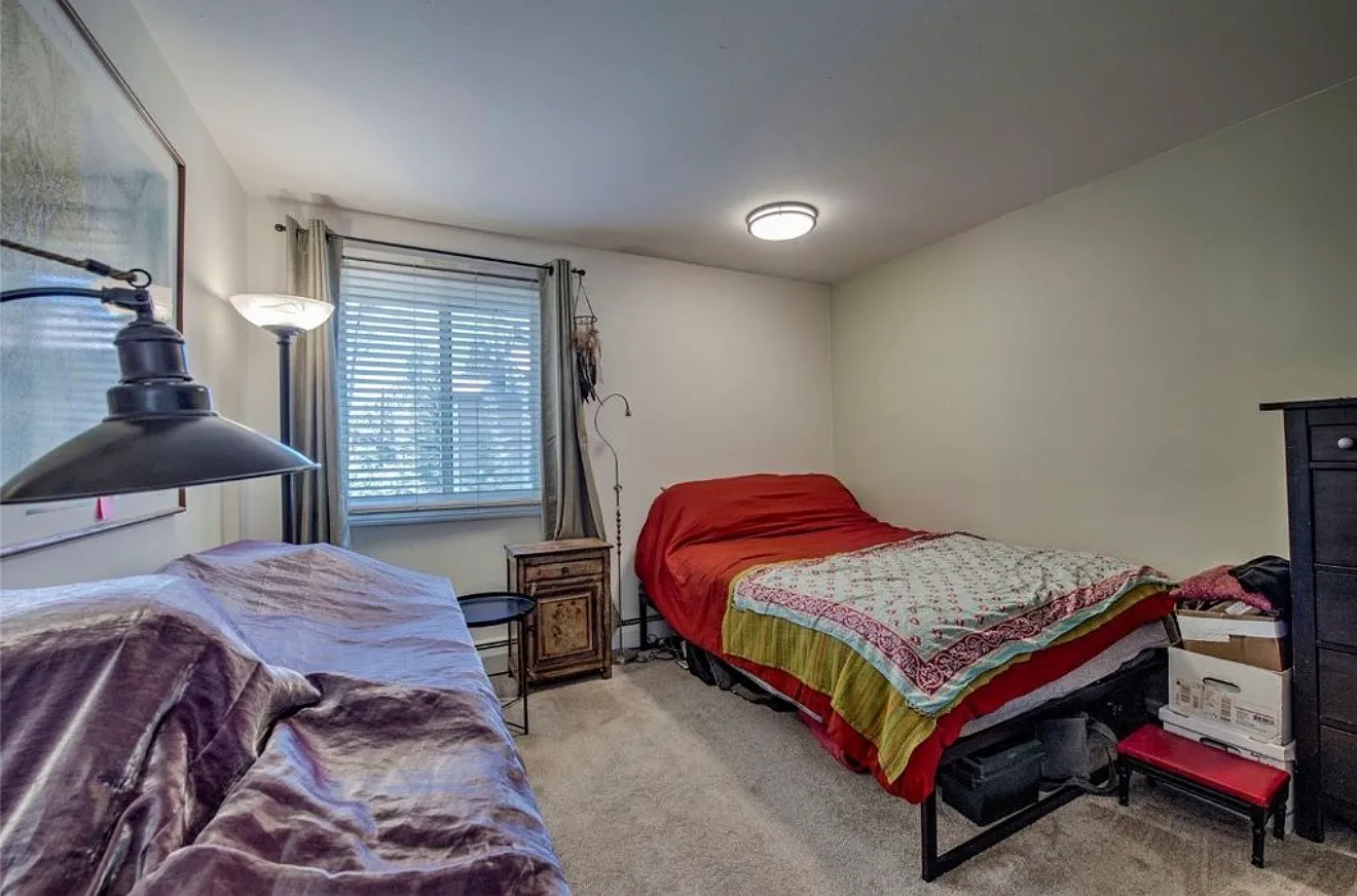 2 bed, 850 sqft, $2,500 — Photo 2
