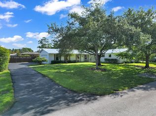 8585 SW 148th Ter, Palmetto Bay, FL 33158