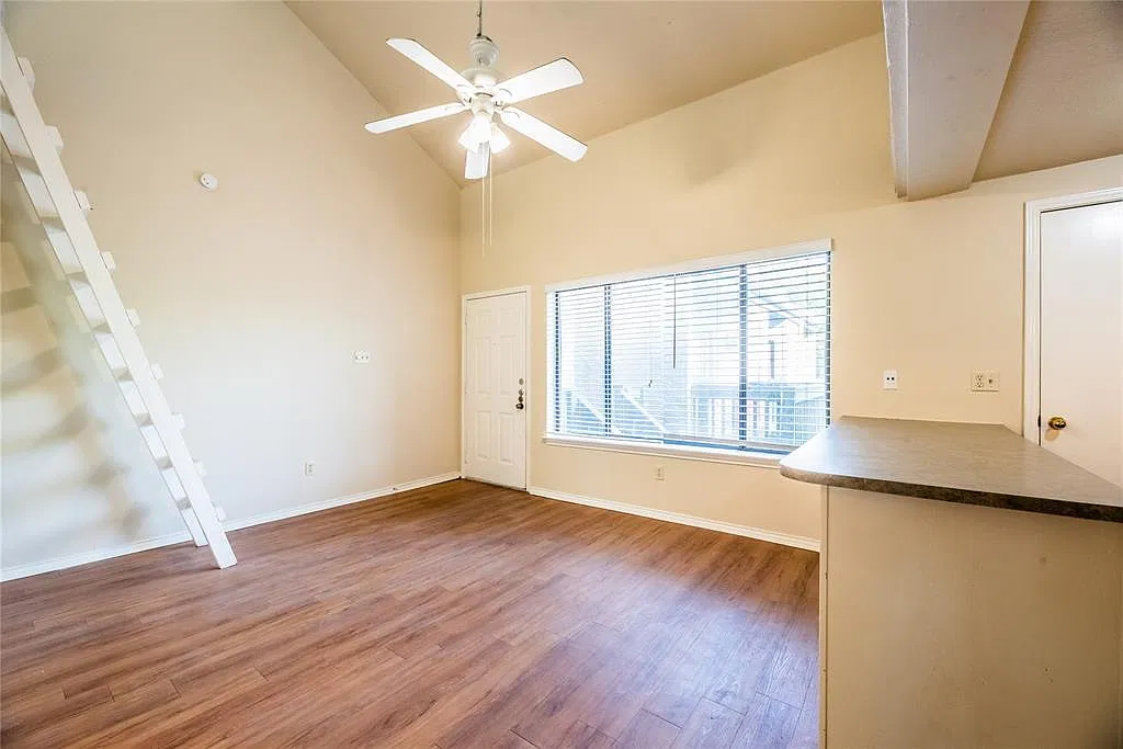 2 bed, 2.0 bath, 554 sqft, $1,500 — Photo 3