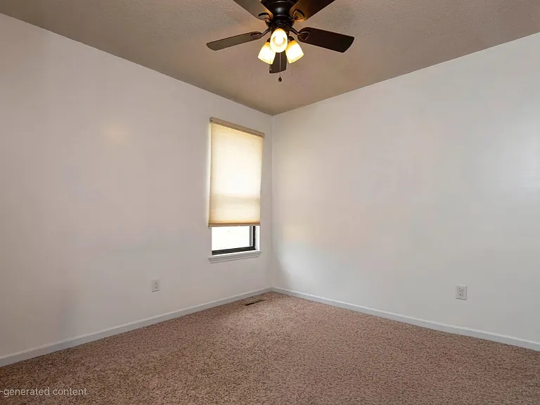 2626 N Wildberry Ct — Photo 12