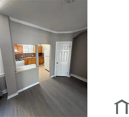 6017 Tackawanna St — Photo 5
