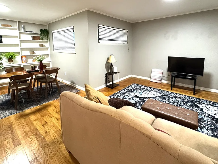 214 Sunny Ln — Photo 11