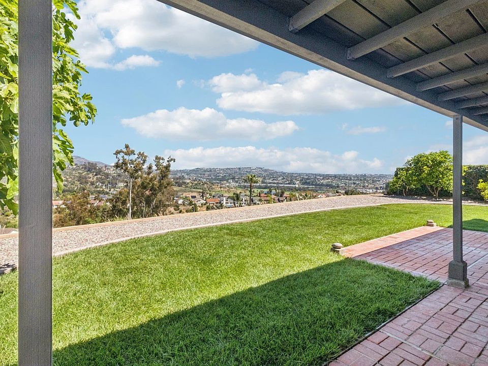 2nd image of 10948 Valldemosa Ln
