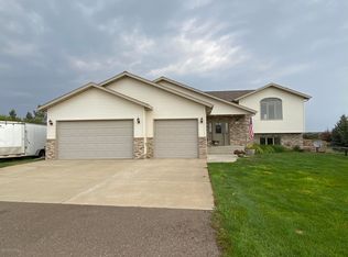 11537 36x St SW, Dickinson, ND 58601