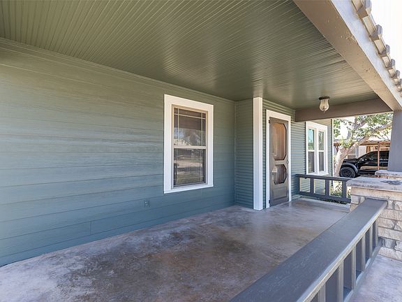 4th image of 1532 Avenue N