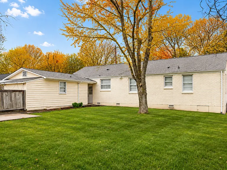 425 Perkins Dr — Photo 20