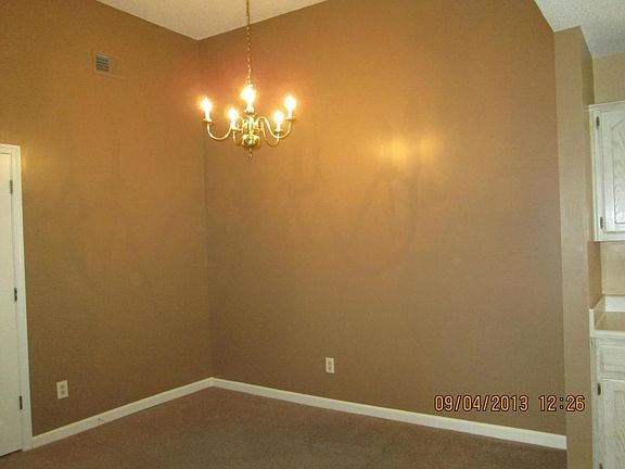 4th image of 8333 Bridge Creek Dr