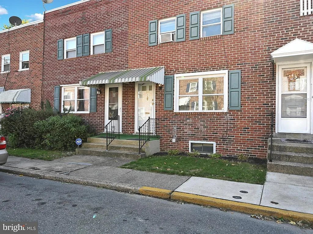58 Wise Ave photo 1
