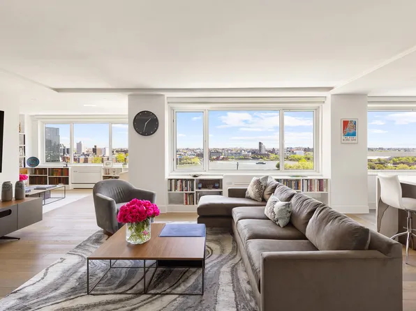 535 East 86th Street image 1 of 16