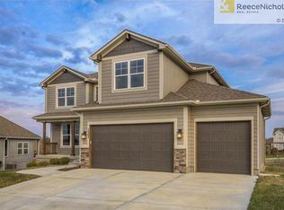 1207 Logan Dr, Pleasant Hill, MO 64080