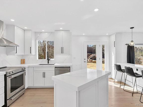 2nd image of 9421 Crestmore Way