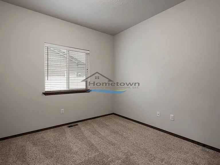 7346 N Carrington Ln #1 — Photo 13