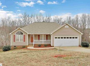814 N Alderwood Rd, Woodruff, SC 29388