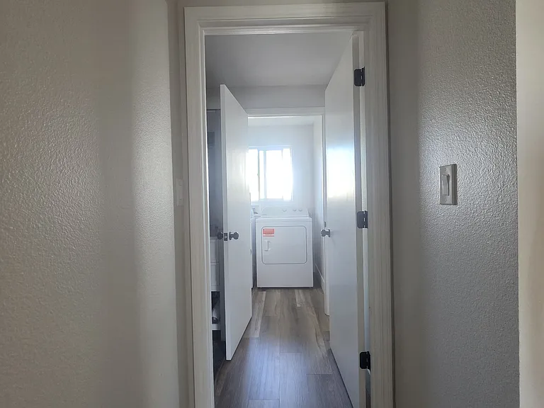 7024 Pierce Dr N — Photo 20