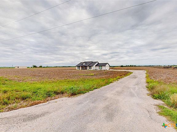 4th image of 1700 County Road 445
