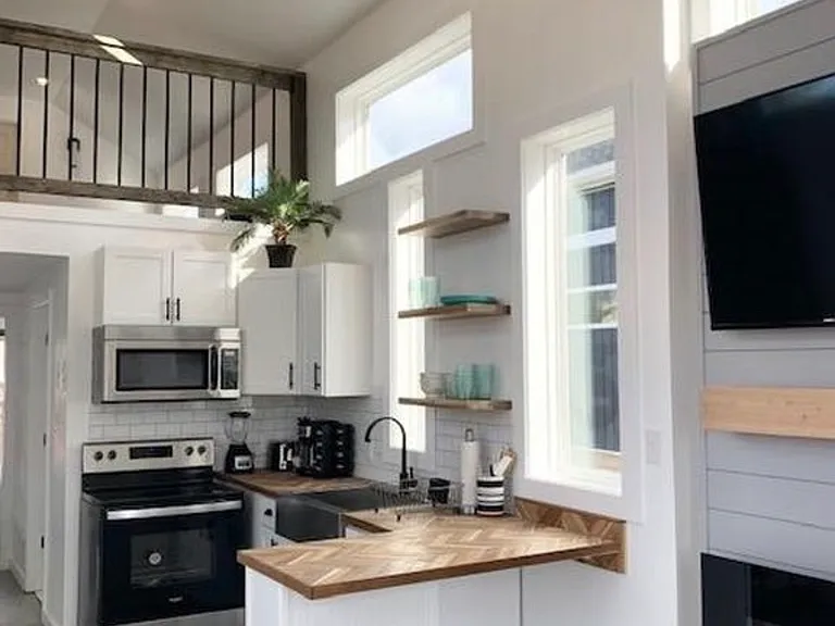 504A N Smyth St — Photo 3