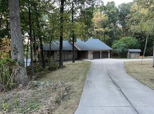 9229 Wagar Rd, Pewamo, MI 48873