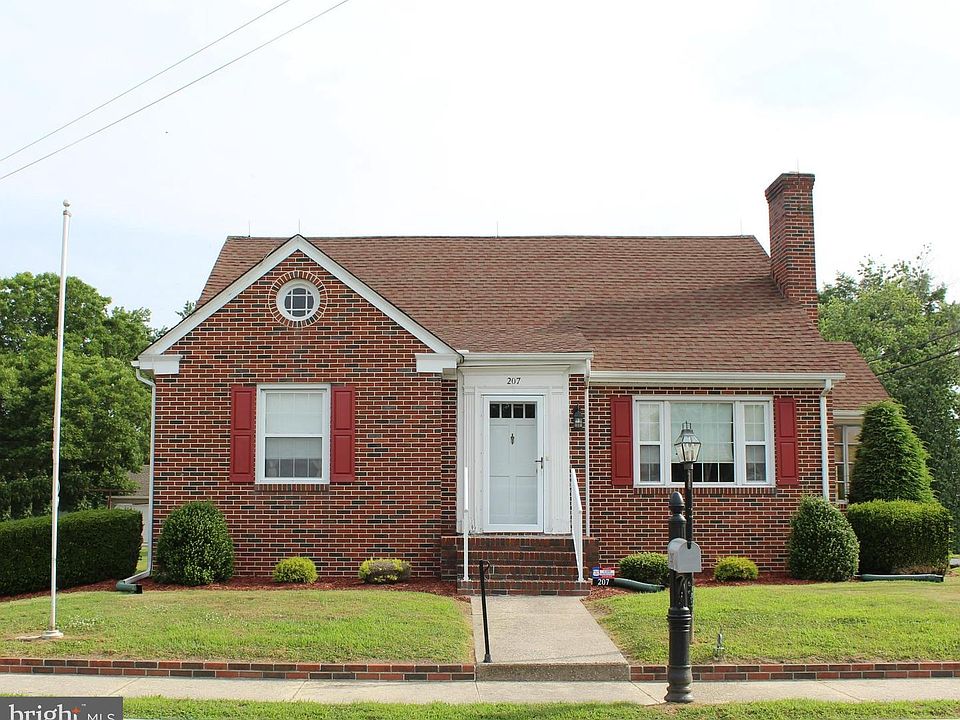 1st image of 207 Governors Ave