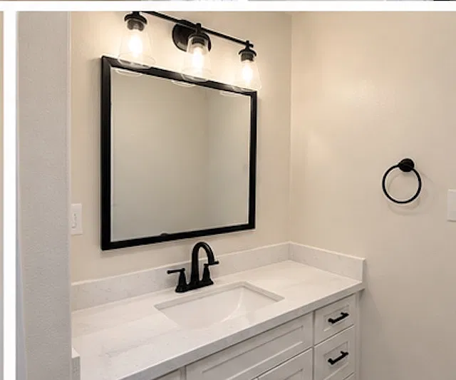 3 bed, 900 sqft, $1,450 — Photo 2
