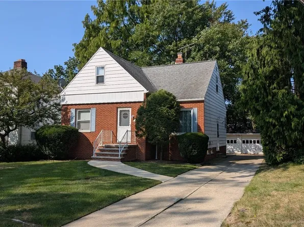 2084 E 224th St, Euclid, OH 44117