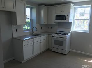 518 Rahway Ave #3, Woodbridge, NJ
