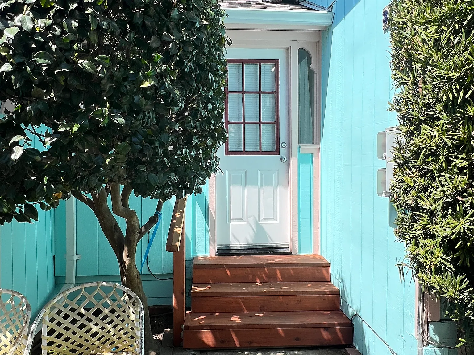 1 bed, 400 sqft, $2,400 — Photo 2