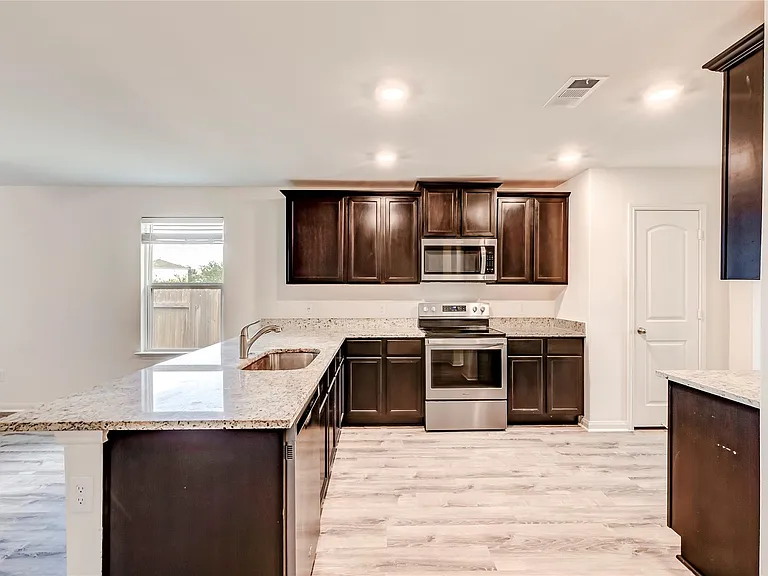 18744 Speculator Ln — Photo 14