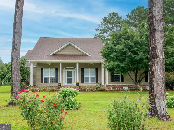 1019 Golf Club Rd, Statesboro, GA 30458