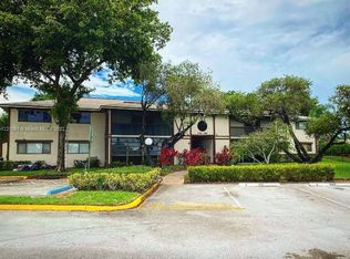 9898 S Belfort Cir #101, Tamarac, FL 33321