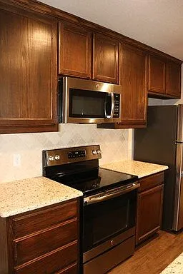 8025-8027 Marydean — Photo 2