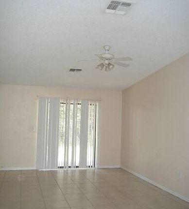 Unit 4 - Living Room