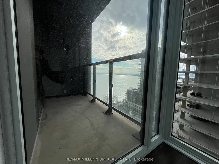 370 Martha St #1608 — Photo 36
