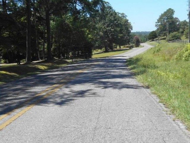 2nd image of 1087 Buddy Vines Camp Rd