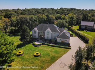 150 Highland Ridge Rd, Manalapan, NJ 07726