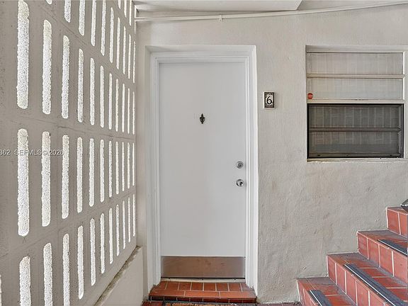 3rd image of 1600 S Le Jeune Rd #6