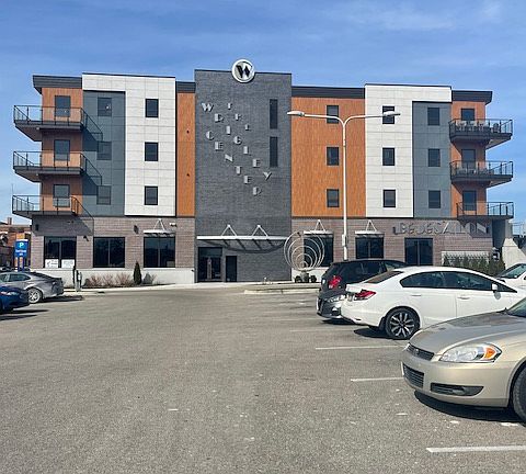 5th image of 318 Grand River Ave #207